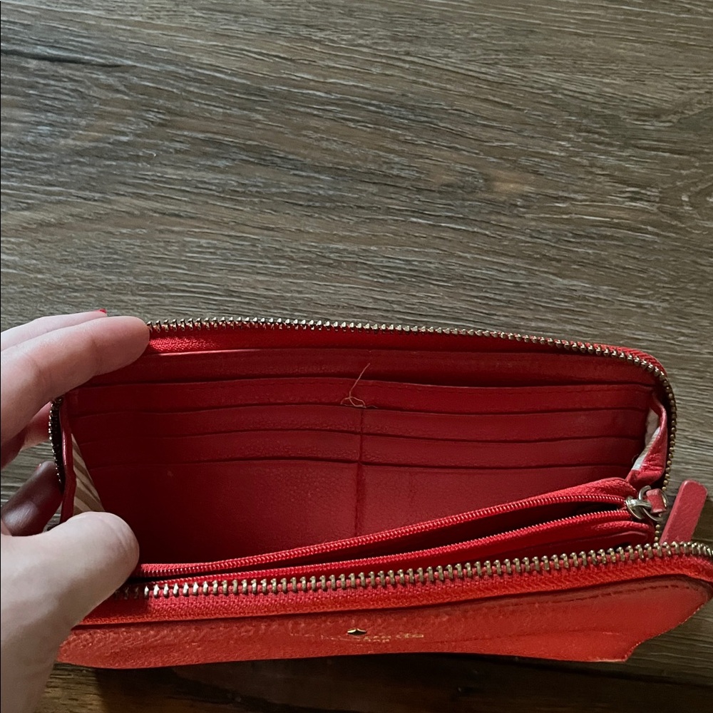 Kate Spade Vibrant Red Zip Multi Pocket Wallet - Picture 5 of 6